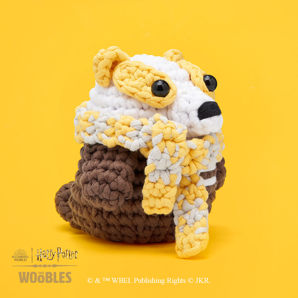 Hufflepuff™ Badger and Scarf Bundle - Learn. Make. Love.